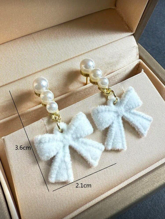 Pendientes con Lazo de Terciopelo y Perlas