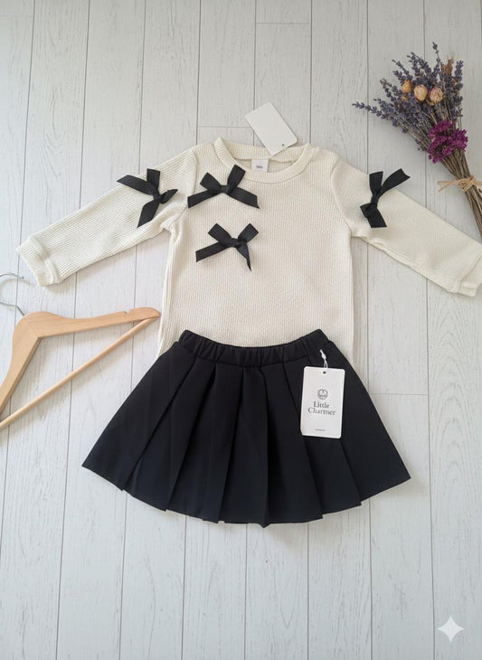 Conjunto Infantil Blanco y Negro con Lazos - Little Charmer