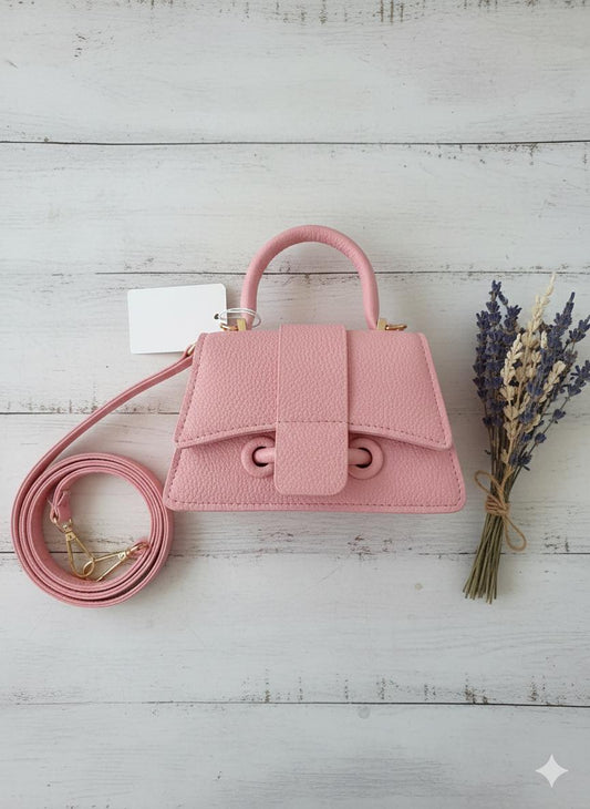 Bolso Elegante con Hebilla Dorada